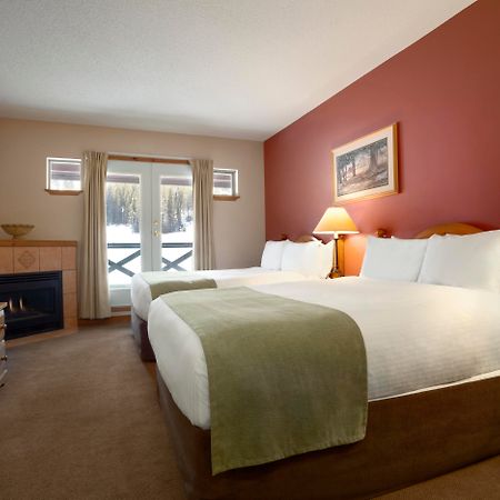 Sundance Lodge Sun Peaks Bagian luar foto