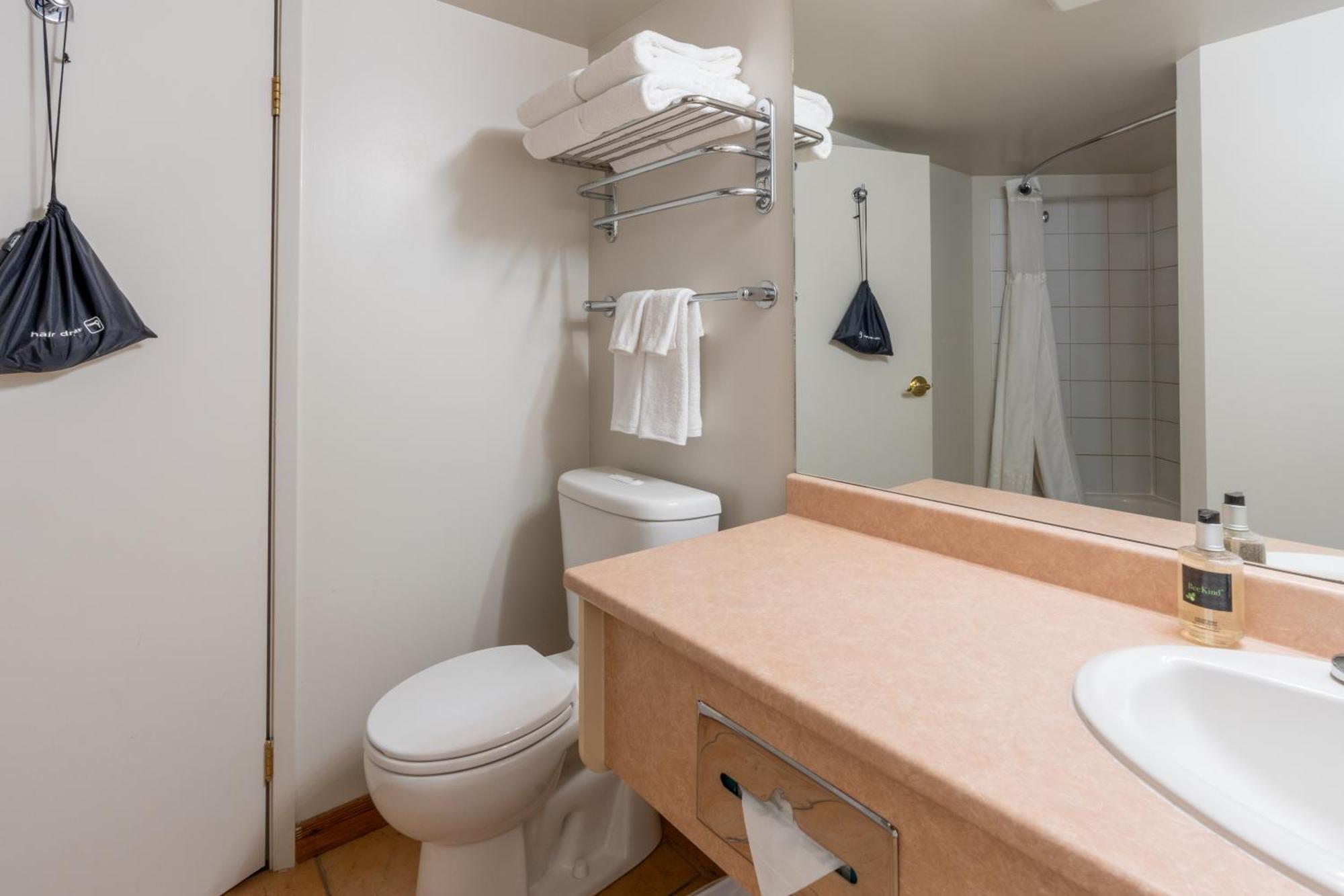 Sundance Lodge Sun Peaks Bagian luar foto