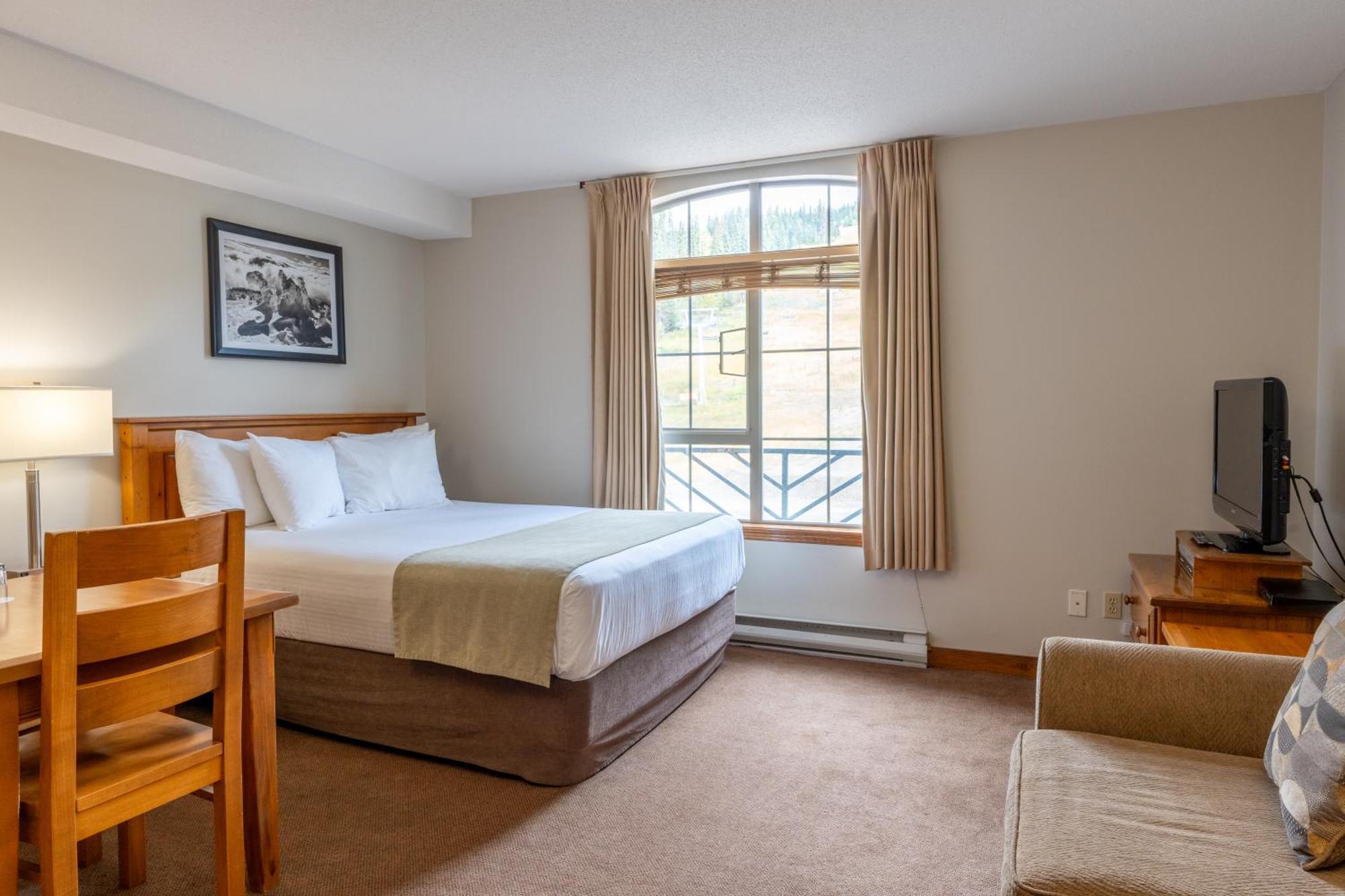 Sundance Lodge Sun Peaks Bagian luar foto