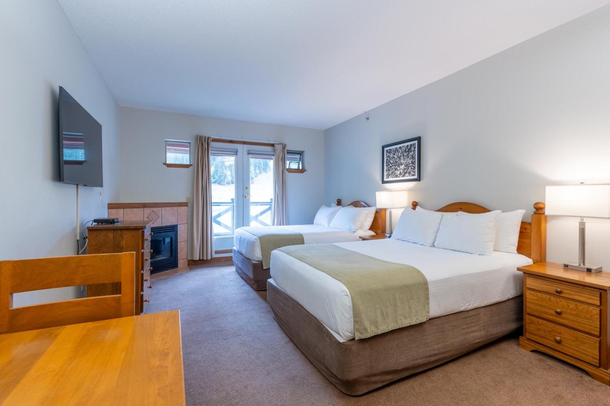 Sundance Lodge Sun Peaks Bagian luar foto