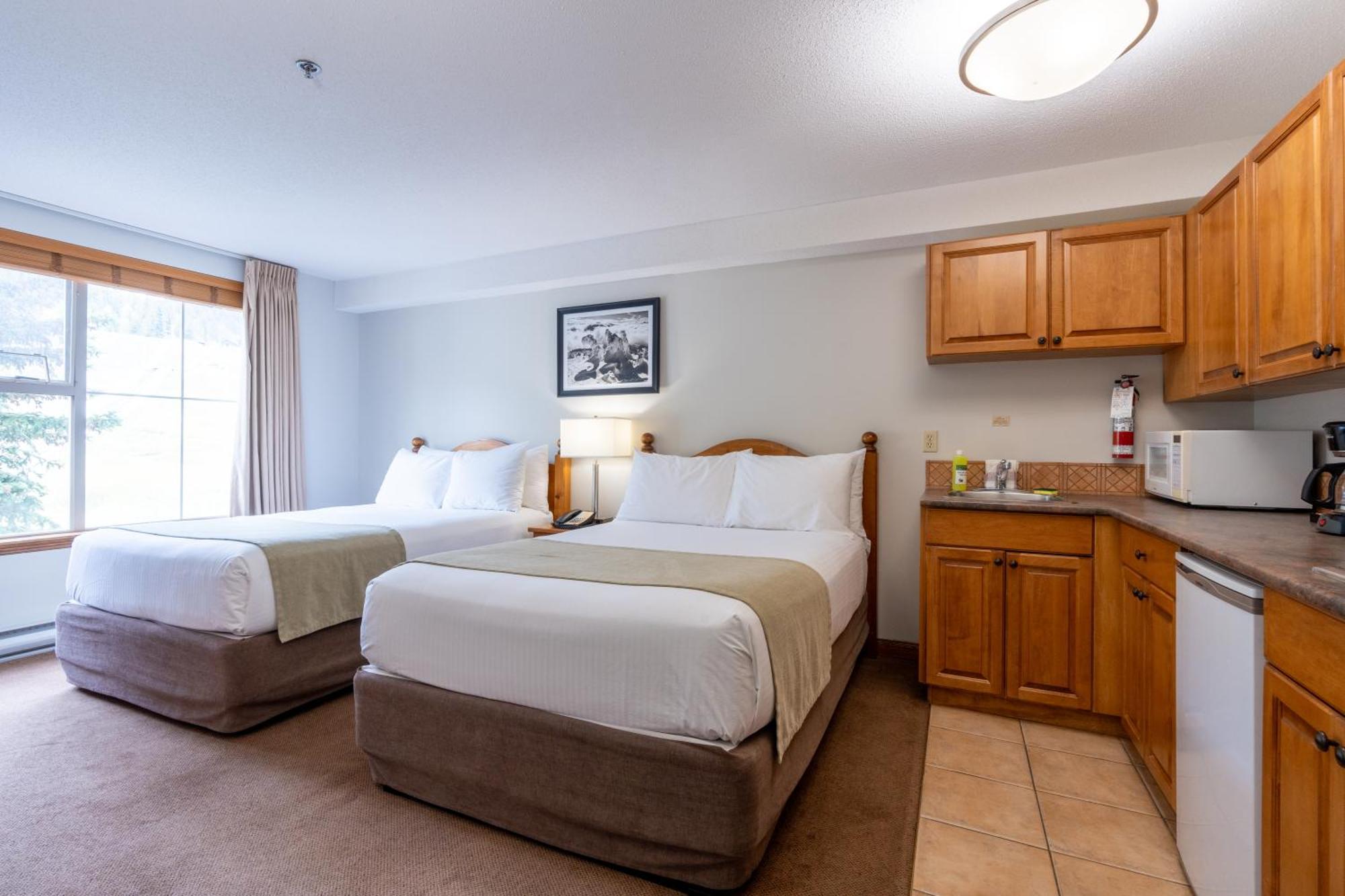Sundance Lodge Sun Peaks Bagian luar foto